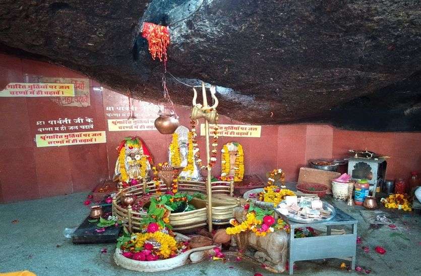 इस बार 29 दिन का सावन, 25 से शुरू होगा मास इस बार 29 दिन का सावन, 25 से शुरू होगा मास