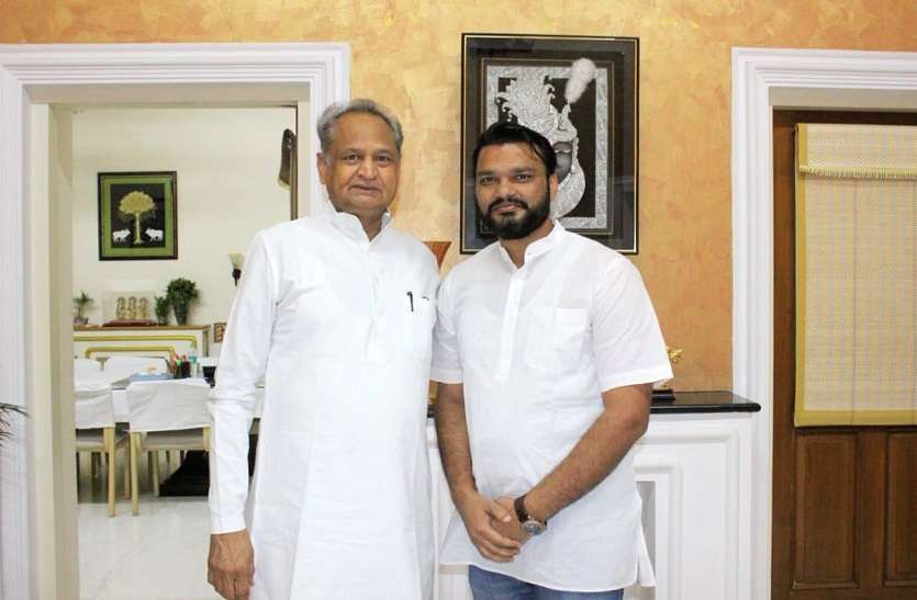 jaipur फोन टैपिंग केस: दिल्ली जाएंगे सीएम के ओएसडी लोकेश शर्मा