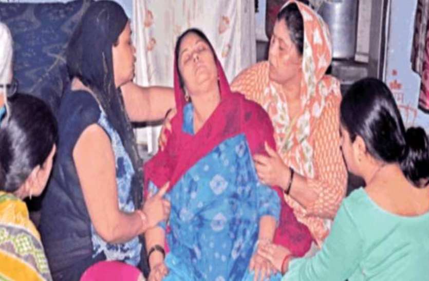 meerut2.jpg IIT की कोचिंग कर रहे युवक ने पिता की लाइसेंसी पिस्टल से खुद को गोली मारकर किया सुसाइड