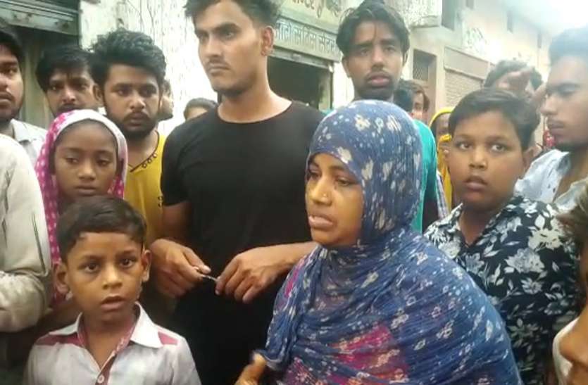 meerut.jpg घर पहुंचा 20 घंटे से लापता मासूम का शव तो मातम में बदलीं ईद की खुशियां