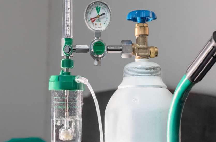 oxygens55.jpg सारंग ने कहा- ऑक्सीजन की कमी से कोई मौत नहीं