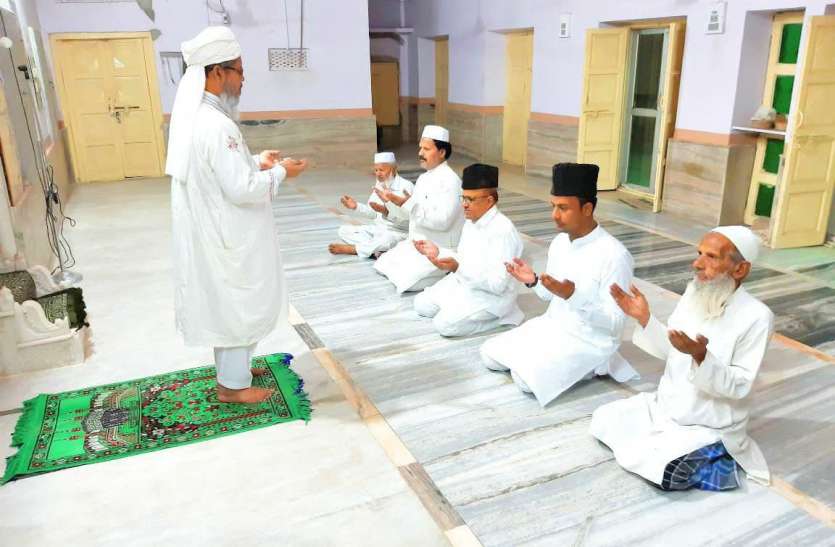 Eid-ul-Adha celebrated with Ehteram ऐहतेराम के साथ मनाया ईद-उल-अजहा