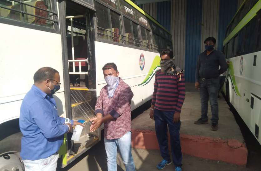 सूत्रसेवा भी अनलॉक : अलग-अलग रूटों पर चल रहीं 10 बसें सूत्रसेवा भी अनलॉक : अलग-अलग रूटों पर चल रहीं 10 बसें