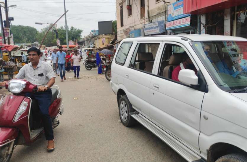 लोकायुक्त को लॉकर में कुछ नहीं मिला अब और एंगल से होगी जांच लोकायुक्त को लॉकर में कुछ नहीं मिला अब और एंगल से होगी जांच