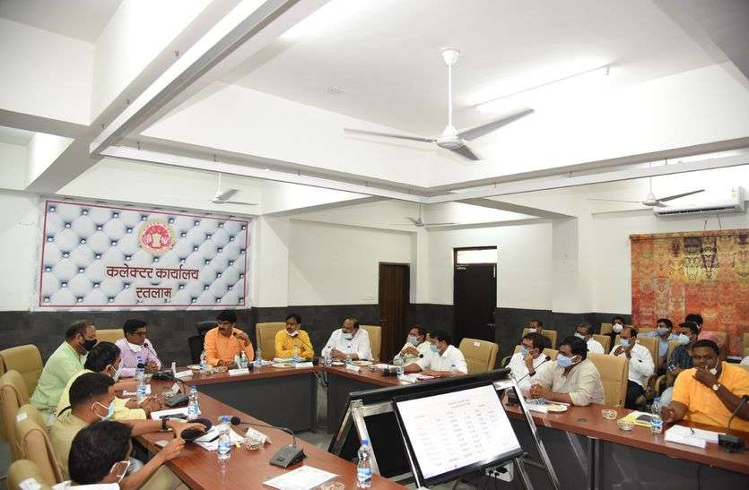 Crises Management कोरोना संक्रमण पर नियंत्रण के दृष्टिगत सैंपल चेकिंग की जाएं