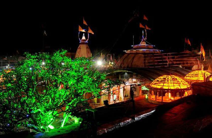 Khandwa Dhuniwale Dadaji Dham Dhuniwale Dadaji Dham Khandwa dhuniwale dadaji dham प्रारंभ हुआ गुरु पूर्णिमा पर्व, फेसबुक पेज पर होंगे लाइव दर्शन