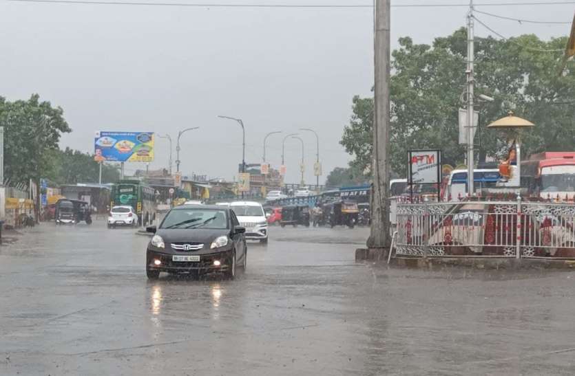 Coolness in the weather: people got relief from heat and humidity मौसम में घुली ठंडक : लोगों को मिली गर्मी और उमस से राहत