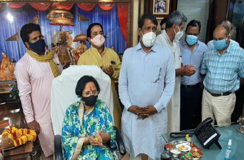 मंत्री धारीवाल तय करेंगे शील धाभाई का भविष्य मंत्री धारीवाल तय करेंगे महापौर शील धाभाई का भविष्य