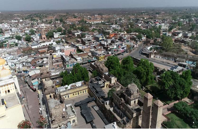 UNESCO's Historic Urban Landscape Project launched अब ओरछा की संस्कृति, संस्कार से लेकर खान-पान तक का होगा संरक्षण और विकास