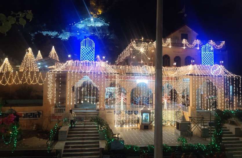 शिवाड़ घुश्मेश्वर मंदिर में सावन महोत्सव का आगाज कल से शिवाड़ घुश्मेश्वर मंदिर में सावन महोत्सव का आगाज कल से