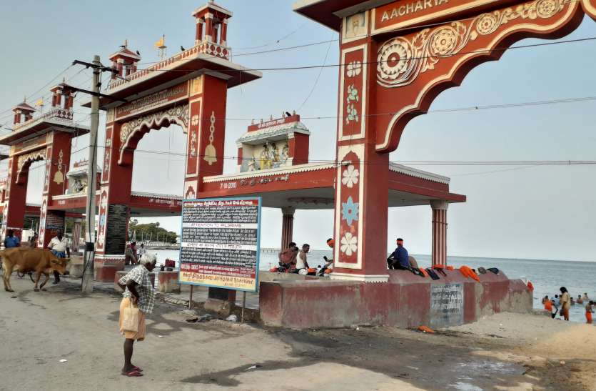 temple धार्मिक स्थलों का प्रसाद डाकिया पहुंचाएगा घर तक, ऑनलाइन ऑर्डर करना होगा