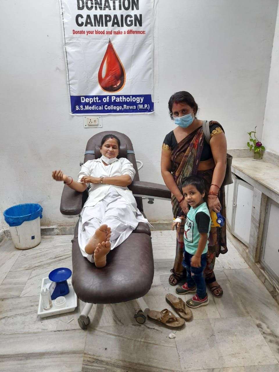 Doctor saved his life by donating blood to a woman suffering from anemia in SGMch
