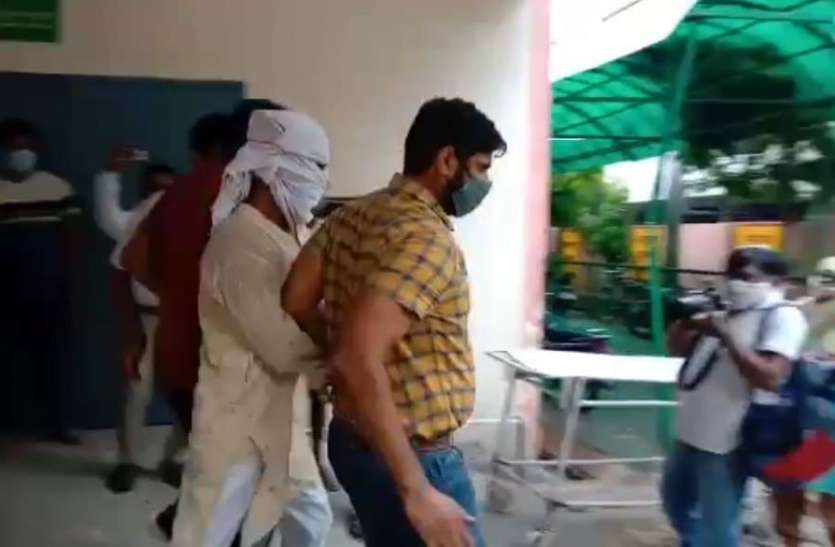 ats जम्मू कश्मीर पुलिस और एटीएस ने शामली से फल व्यापारी इजहार काे उठाया