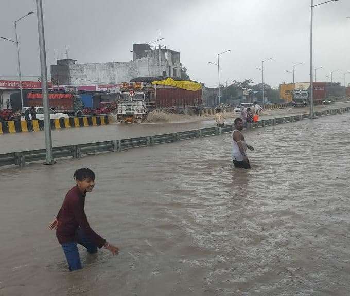 highway.jpg
