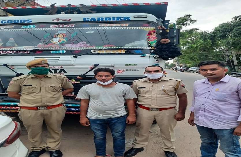 जयपुर से डम्पर चोरी करने वाला बदमाश हरियाणा में गिरफ्तार जयपुर से डम्पर चोरी करने वाला बदमाश हरियाणा में गिरफ्तार