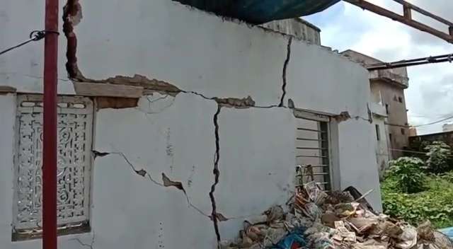 blast in police station
