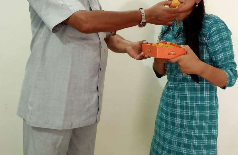कोई भी बाधा उसके लक्ष्य को असाध्य नही कर सकती कोई भी बाधा लक्ष्य को असाध्य नही कर सकती