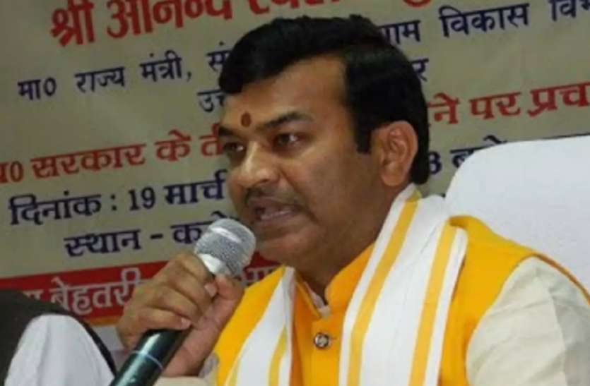 up minister anand swaroop shukla targets rahul gandhi योगी के मंत्री का तंज- आम के सीजन में वह इटली न जाया करें राहुल गांधी