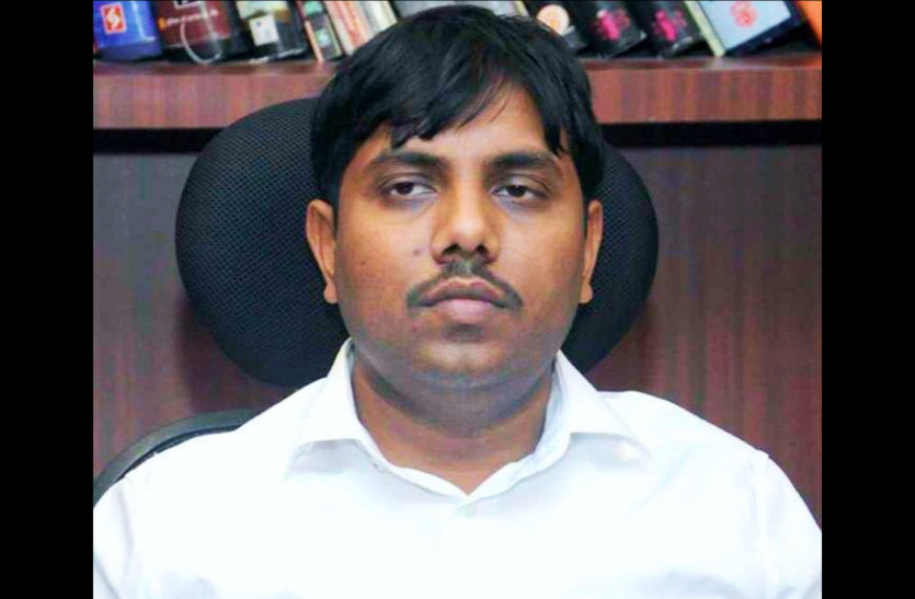 gwalior.png अचलेश्वर ट्रस्ट मामले में 25 हजार के जमानती वारंट से तबल कलेक्टर