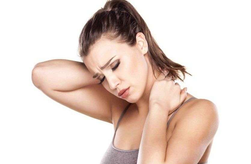 Neck Pain Neck Pain : गर्दन का दर्द सता रहा है तो अपनाएं ये आसान टिप्स