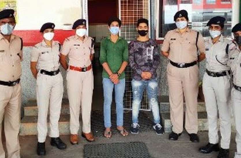 नन्हें फरिश्ते टीम ने 20 बच्चों को बचाया नन्हें फरिश्ते टीम ने 20 बच्चों को बचाया