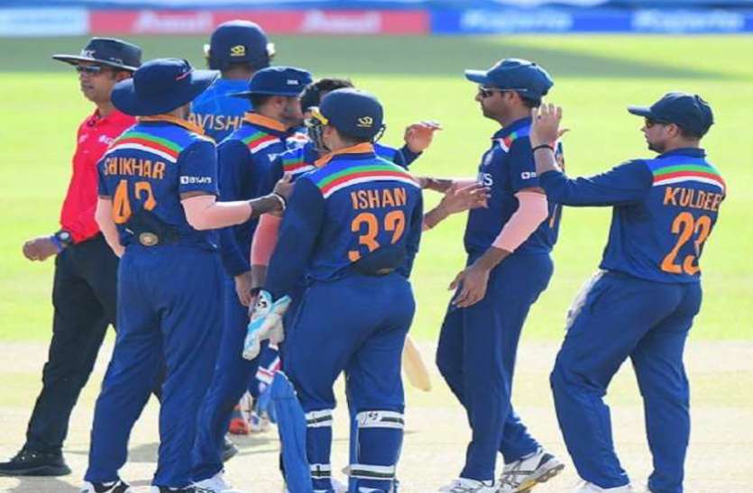 team_india-4.jpg IND vs SL 2nd T20I : श्रीलंका ने भारत को दूसरे वनडे में 4 विकेट से हराया