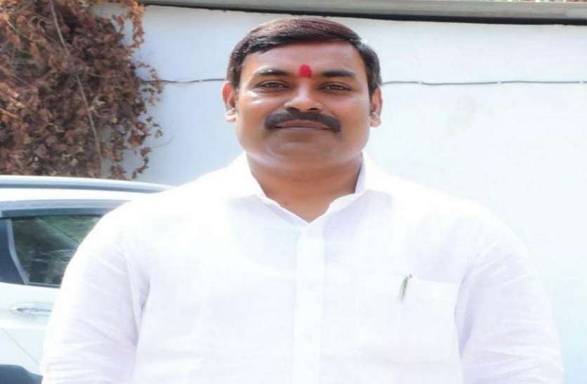 tiwari.jpg सवर्ण आयोग गठन के प्रतिनिधि मण्डल मुख्यमंत्री से करेगी मुलाकात