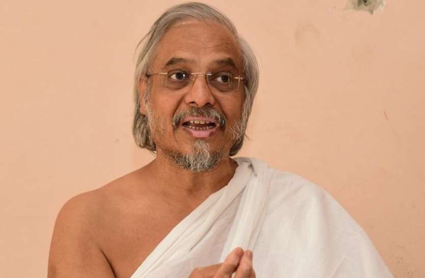 आदमी सदा सुख चाहता है, दु:ख नहीं -आचार्य देवेन्द्र सागर आदमी सदा सुख चाहता है, दु:ख नहीं -आचार्य देवेन्द्र सागर