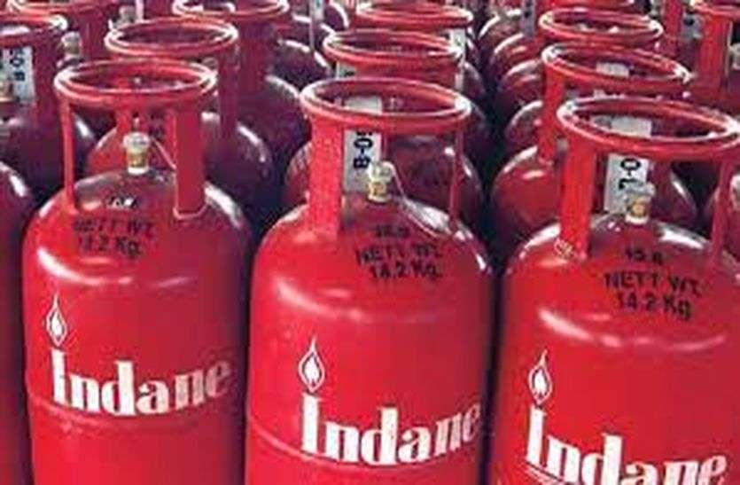 अजमेर में रीफिल बुकिंग पोर्टेबिलिटी योजना लागू, उपभोक्ता अब मनमाफिक एजेंसी से ले सकेंगे रीफिल अजमेर में रीफिल बुकिंग पोर्टेबिलिटी योजना लागू, उपभोक्ता अब मनमाफिक एजेंसी से ले सकेंगे रीफिल
