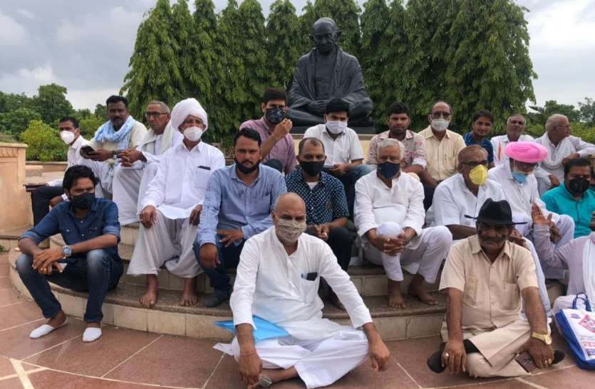 रामकेश मीणा के बयान पर बोले किरोड़ी, मीणा समाज को देश में बदनाम करवा दिया रामकेश मीणा के बयान पर बोले किरोड़ी, मीणा समाज को देश में बदनाम करवा दिया