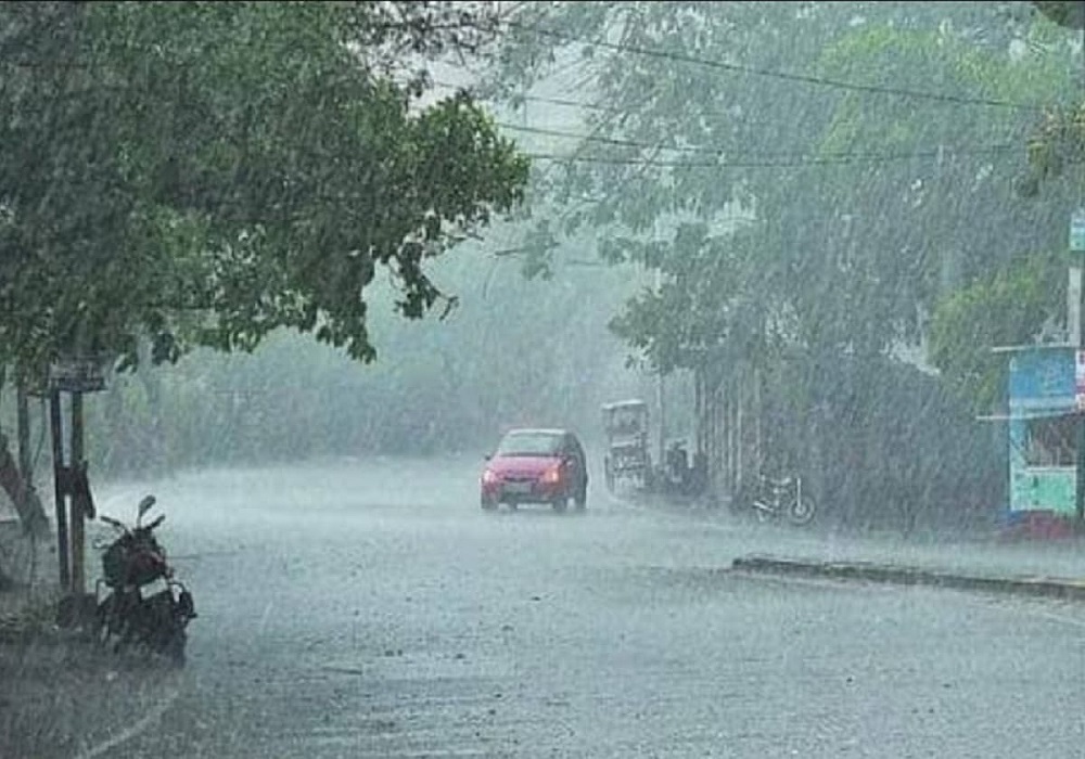 Weather Update: 31 जुलाई तक इन जिलों में भारी बारिश के लिए मौसम विभाग ने किया अलर्ट