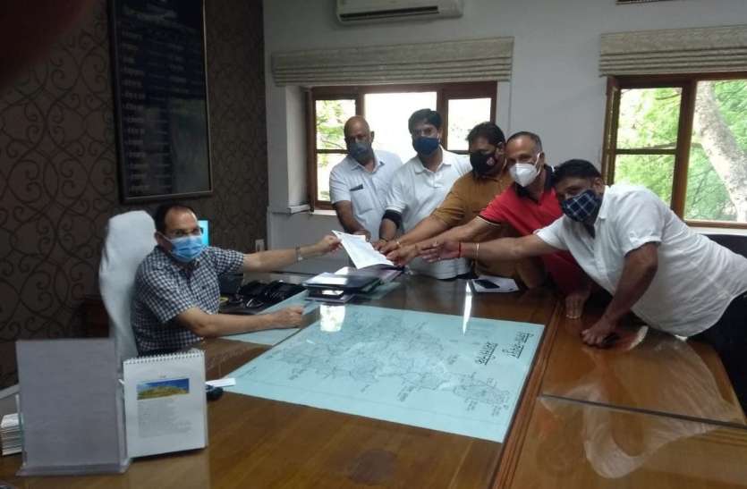 32 व्यापार मंडलों के सहयोग से लगाए जाएं कैम्प