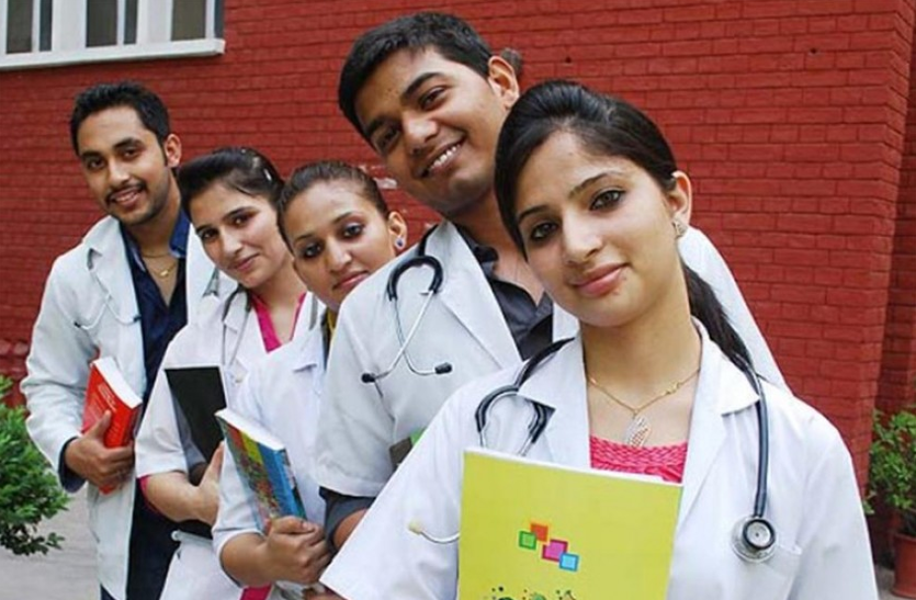 पीएम मोदी की घोषणा, NEET में ओबीसी को 27 और ईडब्ल्यूएस को 10 प्रतिशत आरक्षण मिला पीएम मोदी की घोषणा, NEET में ओबीसी को 27 और ईडब्ल्यूएस को 10 प्रतिशत आरक्षण मिला