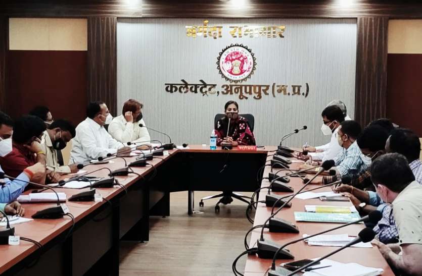 Preparations for food festival on 7th August in fair price shops उचित मूल्य दुकानों में 7 अगस्त को अन्न उत्सव की तैयारियों की