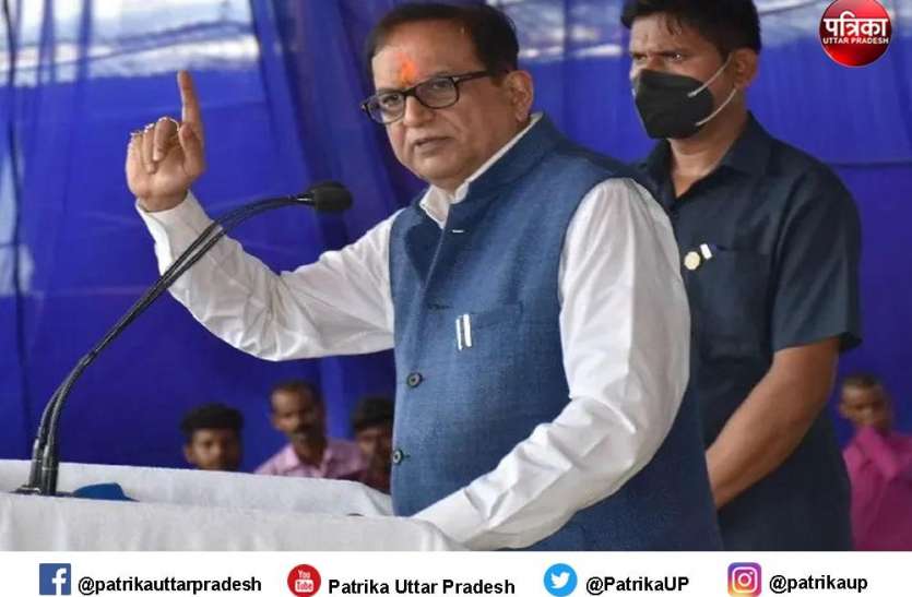 ब्राह्मण-दलित समाज के जरिए सत्ता में पहुंचेगी बसपा : सतीशचंद्र मिश्रा ब्राह्मण-दलित समाज के जरिए सत्ता में पहुंचेगी बसपा : सतीशचंद्र मिश्रा