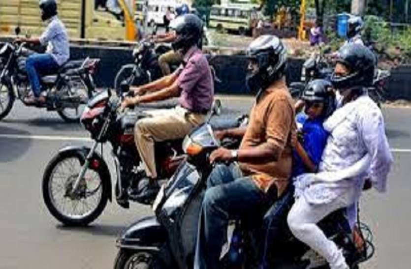 road saftey सरकार ने बाइक चलाने वालों के लिए बदले नियम, अब दूसरी सवारी को इस तरह से करना होगा सफर