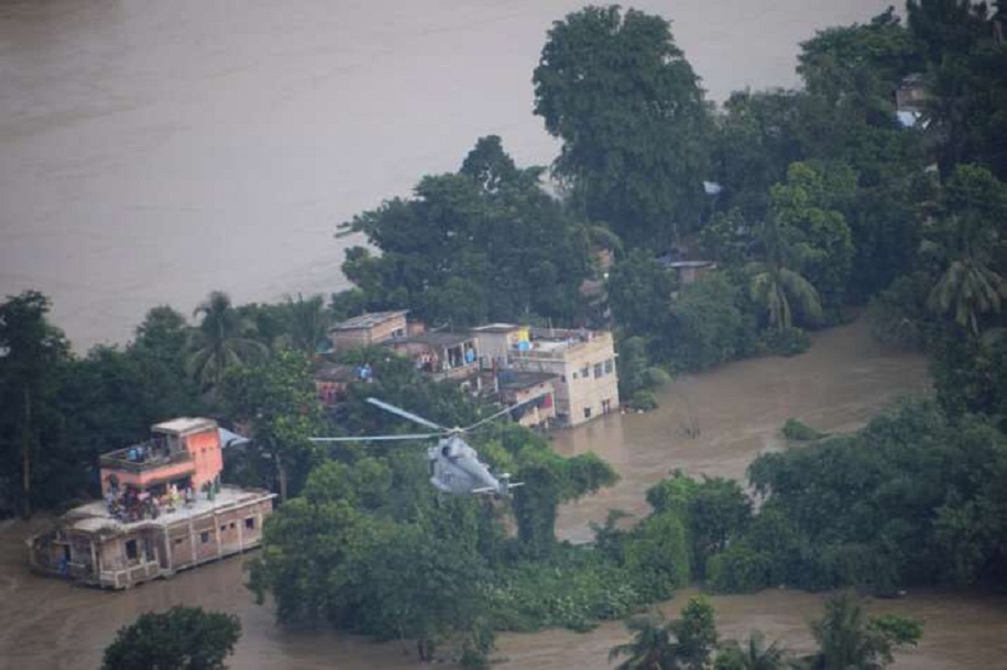 Flood In West Bengal : बंगाल में बाढ़ की स्थिति बिगड़़ी, हावड़ा और हुगली का मुआयना करेंगी मुख्यमंत्री