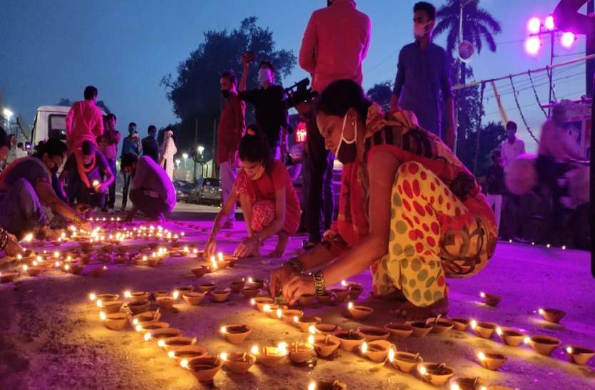 5 अगस्त को घर घर में जलेंगे दीप, महोत्सव मनाएगी अयोध्या,5 अगस्त को घर घर में जलेंगे दीप, महोत्सव मनाएगी अयोध्या Ram Mandir Ayodhya : 5 अगस्त को घर घर में जलेंगे दीप, महोत्सव मनाएगी अयोध्या