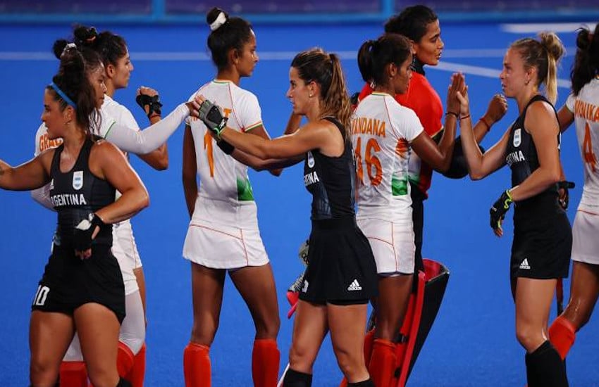 indian_womens_hockey_team-3.jpg