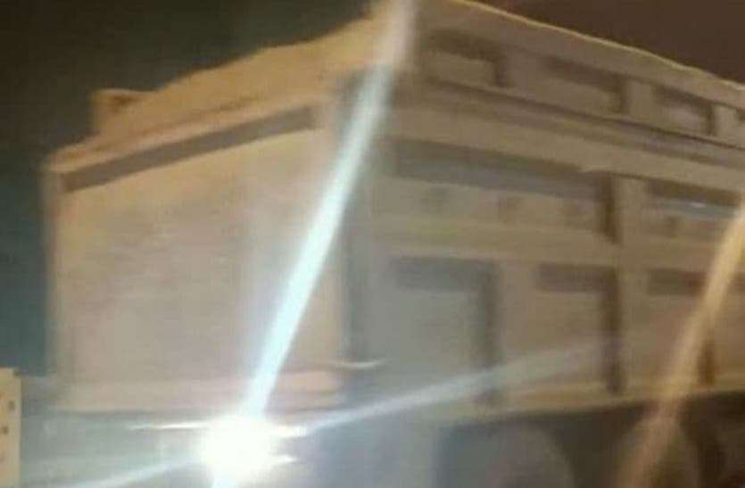 Overload मार्बल खदान संचालन में खुलेआम मनमानी, जिम्मेदार बेपरवाह