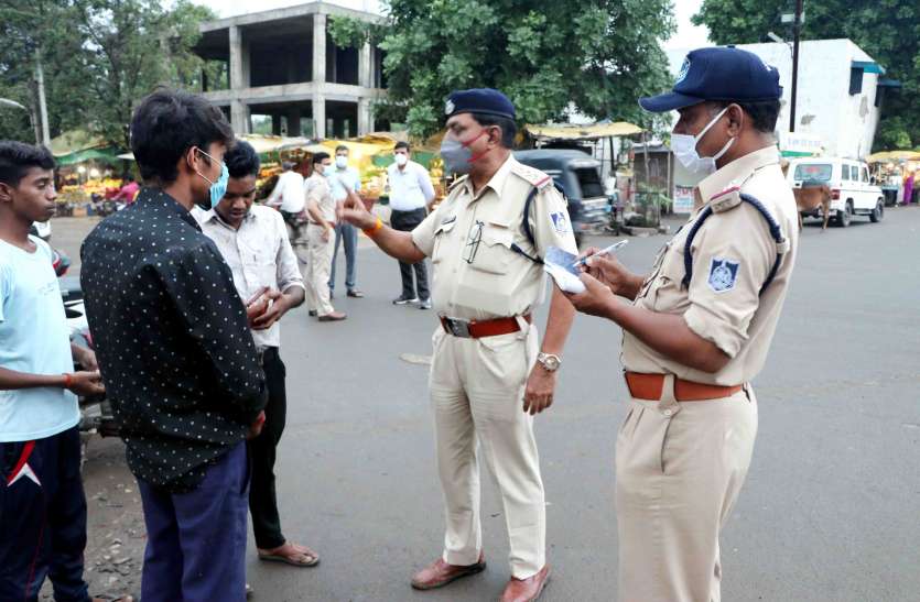 0701nsp5.jpg मास्क नहीं लगाने वाले 116 व्यक्तियों पर लगा 5 हजार रूपये से अधिक का जुर्माना