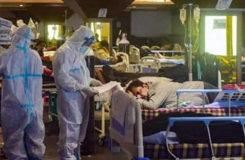 covid.jpg Coronavirus in India: भारत में मिला कोरोना का एक और वेरिएंट, जानिए तीसरी लहर को बढ़ाने में कितना होगा मददगार