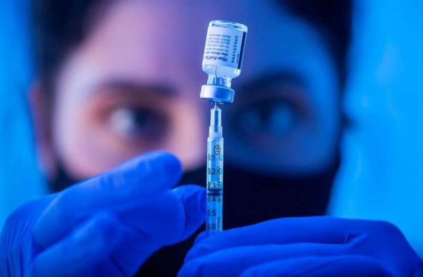 Coroanvirus super Vaccine Formula Coronavirus से जंग के बीच वैज्ञानिकों ने निकाला सुपर वैक्सीन का फॉर्मूला, हर वेरिएंट से होगा बचाव