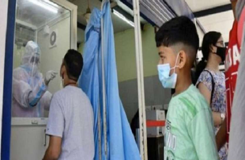 Coronavirus Third Wave Coronavirus Third Wave: बेंगलूरु में महज 5 दिन में 242 बच्चे कोरोना पॉजिटिव, एक्सपर्ट्स ने किया अलर्ट