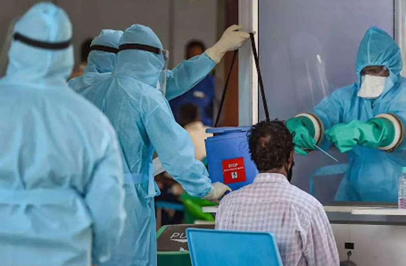 coroanvirus in Kerala Kerala: एक ही जिले में वैक्सीन की दोनों डोज लगाने के बाद भी 5 हजार से ज्यादा कोरोना पॉजिटिव, नए वेरिएंट की आशंका