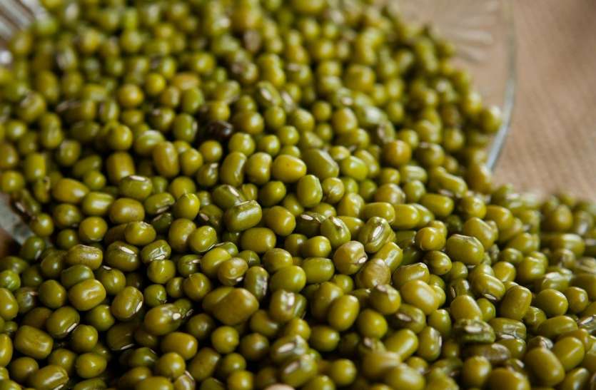 Moong Dal ke Fayde in Hindi Moong Dal ke Fayde: मूंग दाल के फायदे जानकर रह जाएंगे दंग