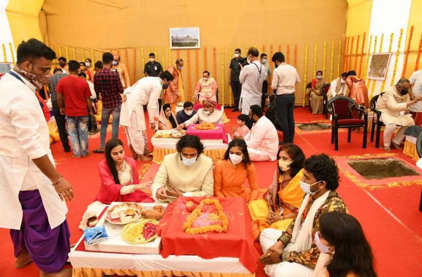 पार्वती माता मंदिर निर्माण के लिए शिलापूजन पार्वती माता मंदिर निर्माण के लिए शिलापूजन