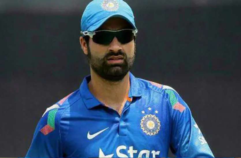 parvez_rasool.jpg जेकेसीए ने परवेज रसूल पर लगाया चोरी का ओराप, क्रिकेटर ने दिया करारा जवाब