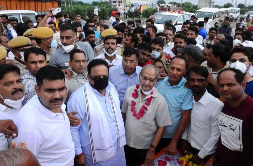 चिकित्सामंत्री के दौरे से आई यह खुशखबर : 15 माह में बनकर तैयार हो जाएगा बूंदी का मेडिकल कॉलेज चिकित्सामंत्री के दौरे से आई यह खुशखबर : 15 माह में बनकर तैयार हो जाएगा बूंदी का मेडिकल कॉलेज