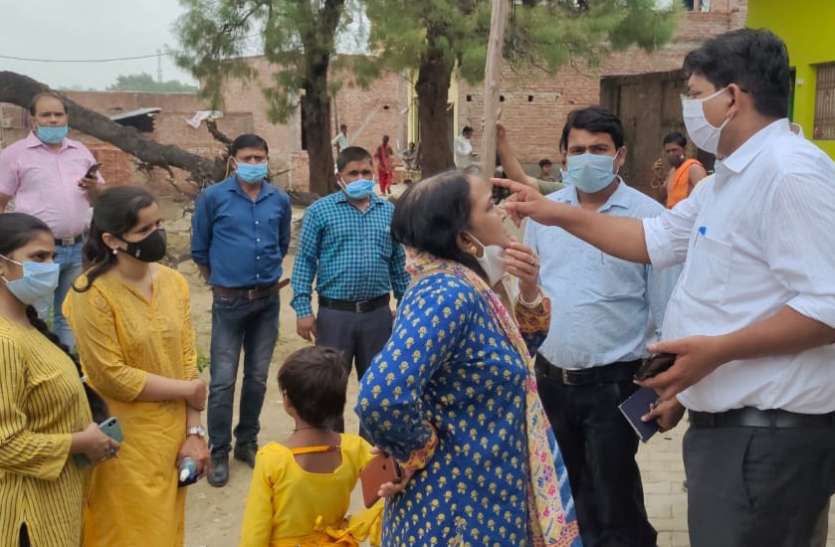 camp कोरोना के बाद अब डेंगू की मार, दो की मौत और सैकड़ों बीमार